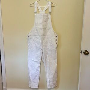 NWOT white maternity overalls from Gap, size XL